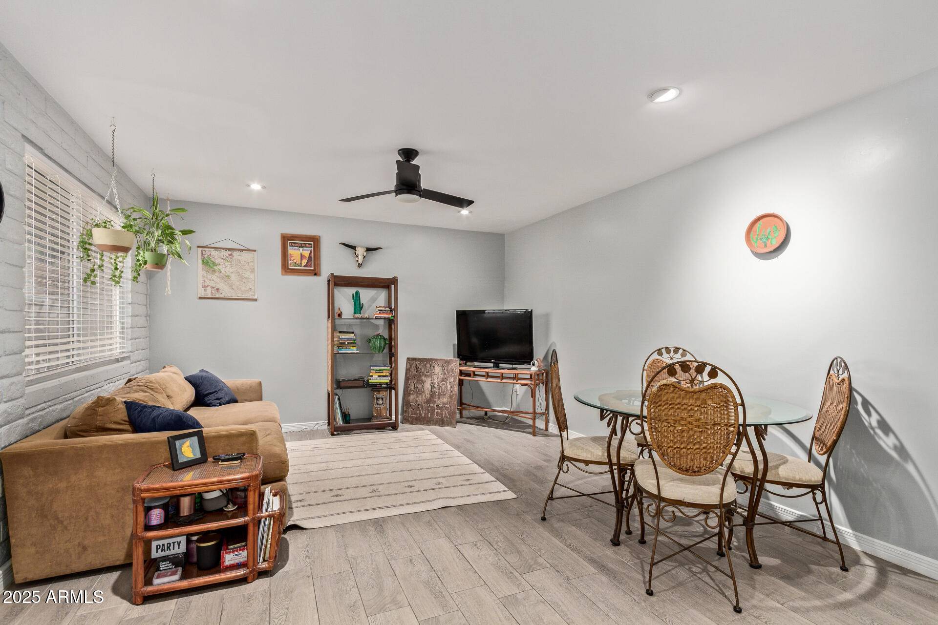 Phoenix, AZ 85016,6739 N 16TH Street #14