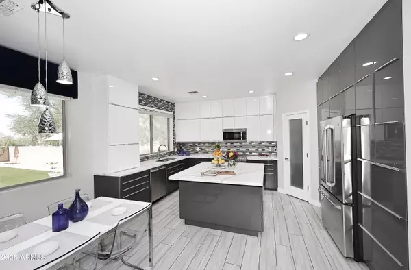 Peoria, AZ 85383,6937 W JACKRABBIT Lane