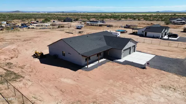 Florence, AZ 85132,28151 N Faded Creek Drive