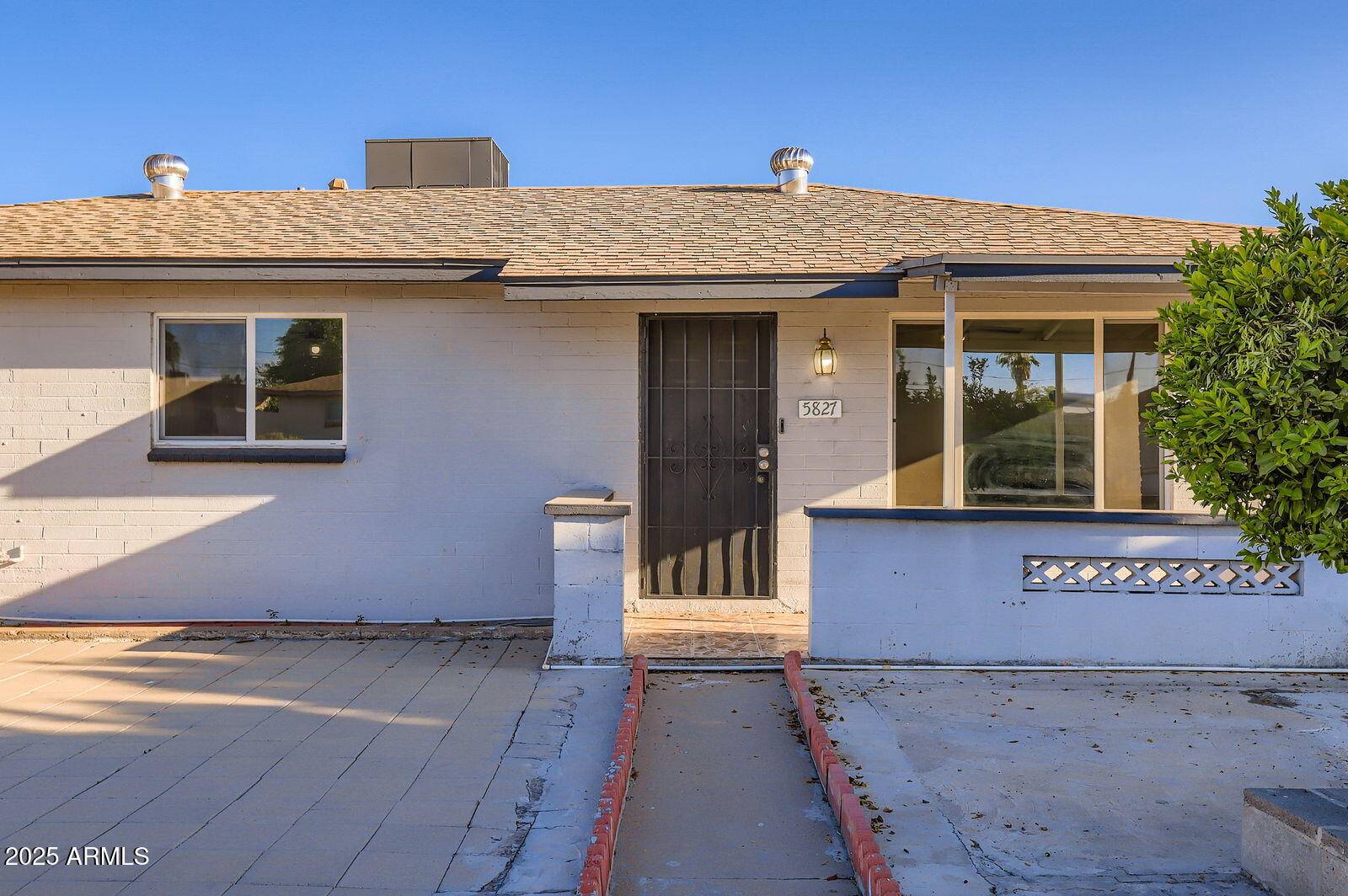 Phoenix, AZ 85015,5827 N 22ND Drive