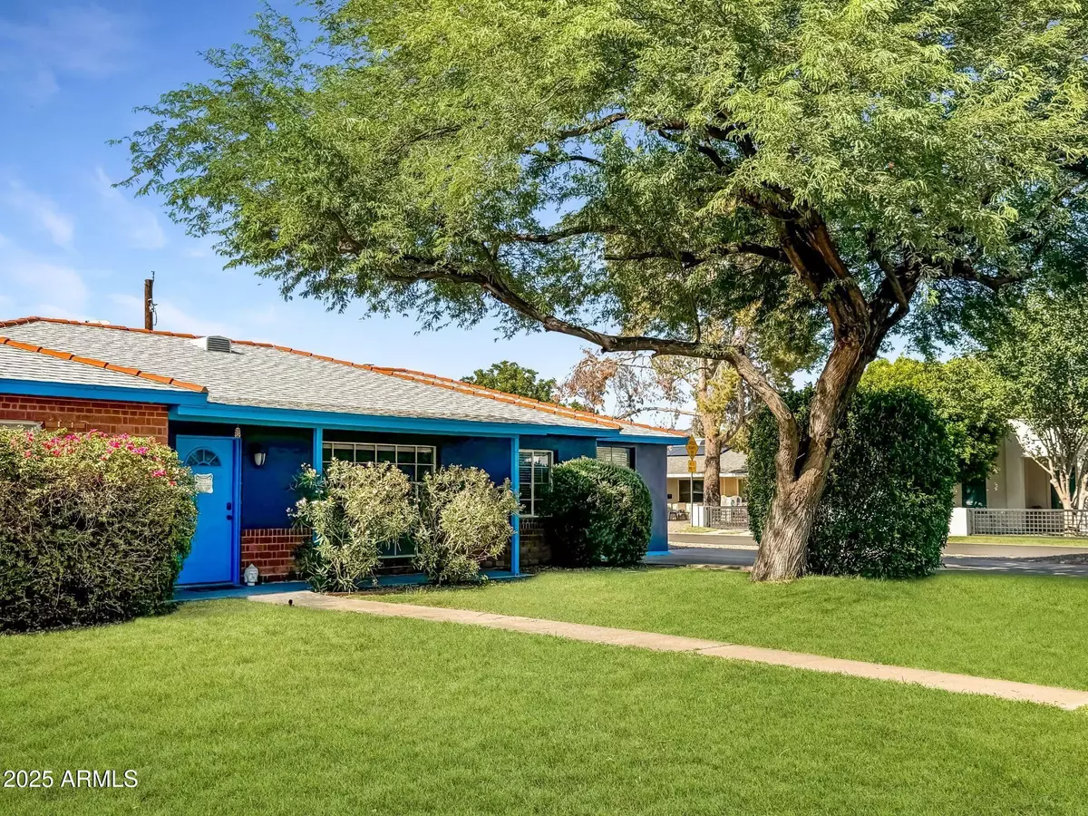Phoenix, AZ 85014,846 E OCOTILLO Road