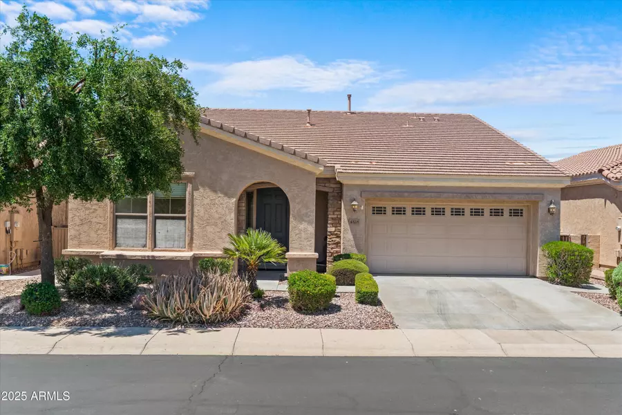 4528 E DONATO Drive, Gilbert, AZ 85298