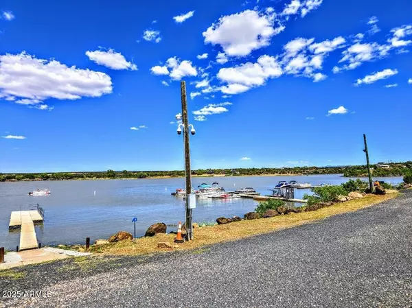 Show Low, AZ 85901,8426 Silver Creek Drive #1