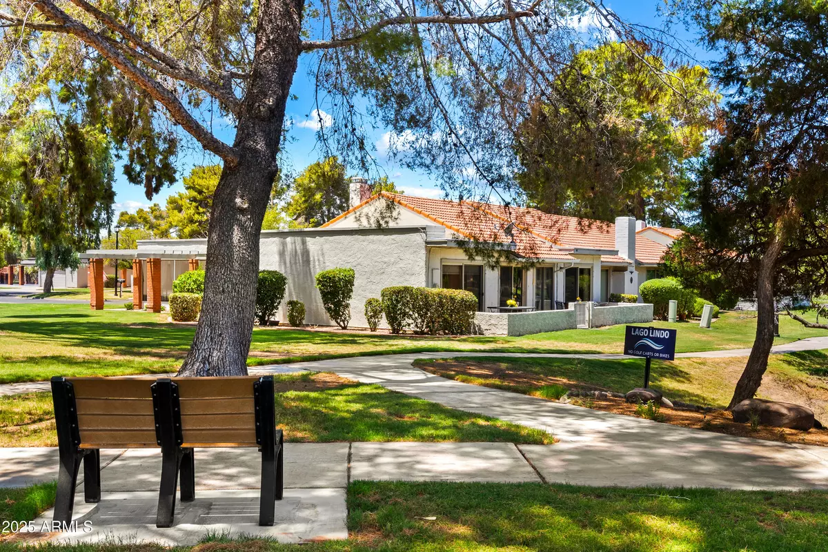 Mesa, AZ 85206,156 LEISURE WORLD --