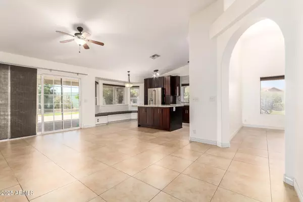 Tempe, AZ 85283,1063 W VAUGHN Street