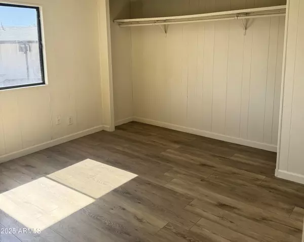 Phoenix, AZ 85032,16005 N 32nd Street #53