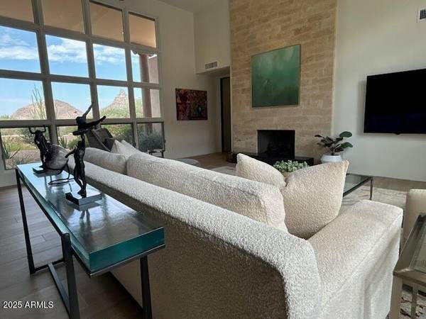 Scottsdale, AZ 85255,25825 N 106TH Way