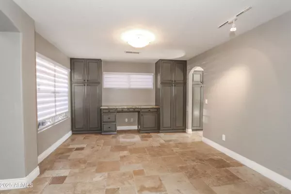 Chandler, AZ 85286,1751 W MULBERRY Drive