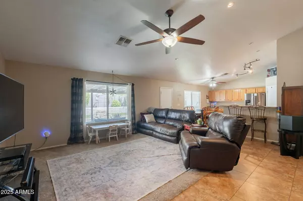 Mesa, AZ 85207,823 N 81ST Street