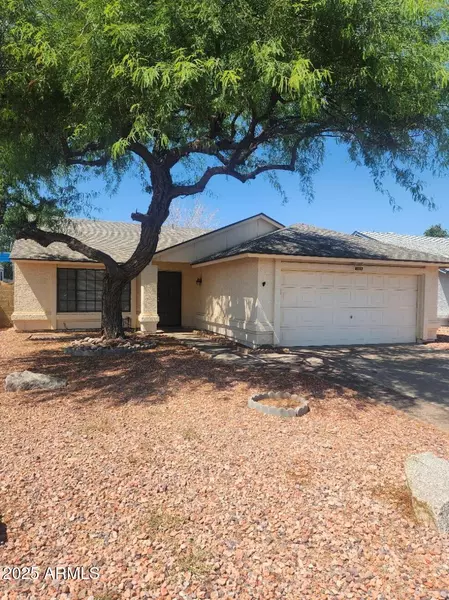 3329 W ROSS Avenue W, Phoenix, AZ 85027