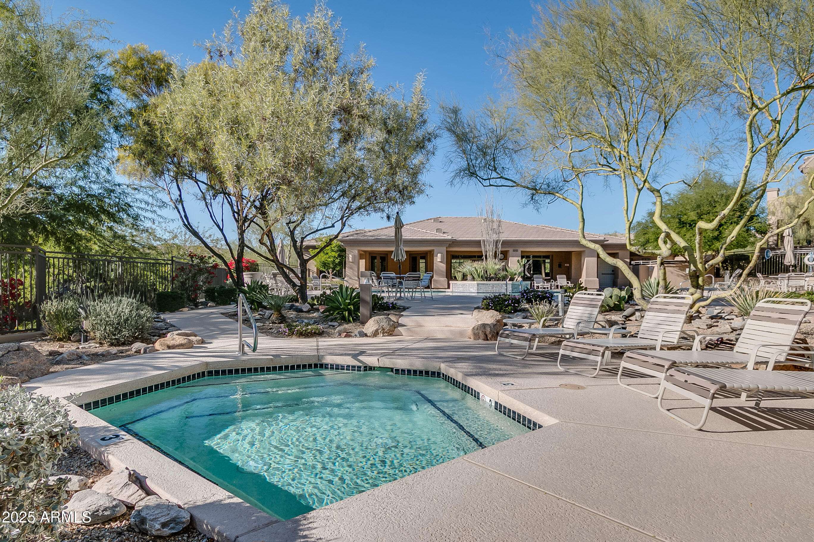 Scottsdale, AZ 85260,16420 N THOMPSON PEAK Parkway #2036