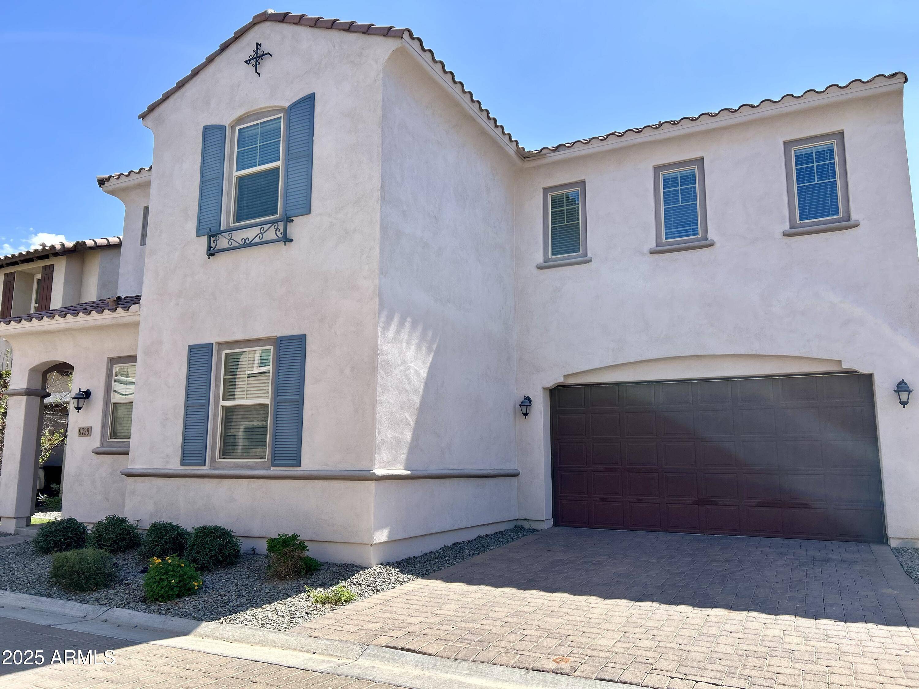 9728 E AXLE Avenue, Mesa, AZ 85212
