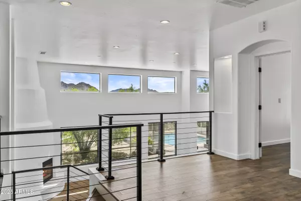 Phoenix, AZ 85086,38709 N 16TH Place