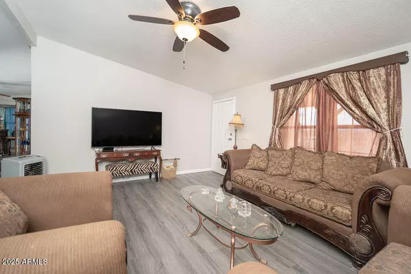 Tonopah, AZ 85354,412 S 350th Avenue