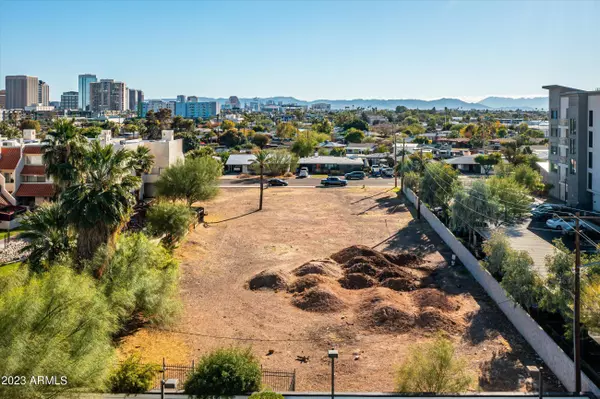 Phoenix, AZ 85013,519 W GLENROSA Avenue
