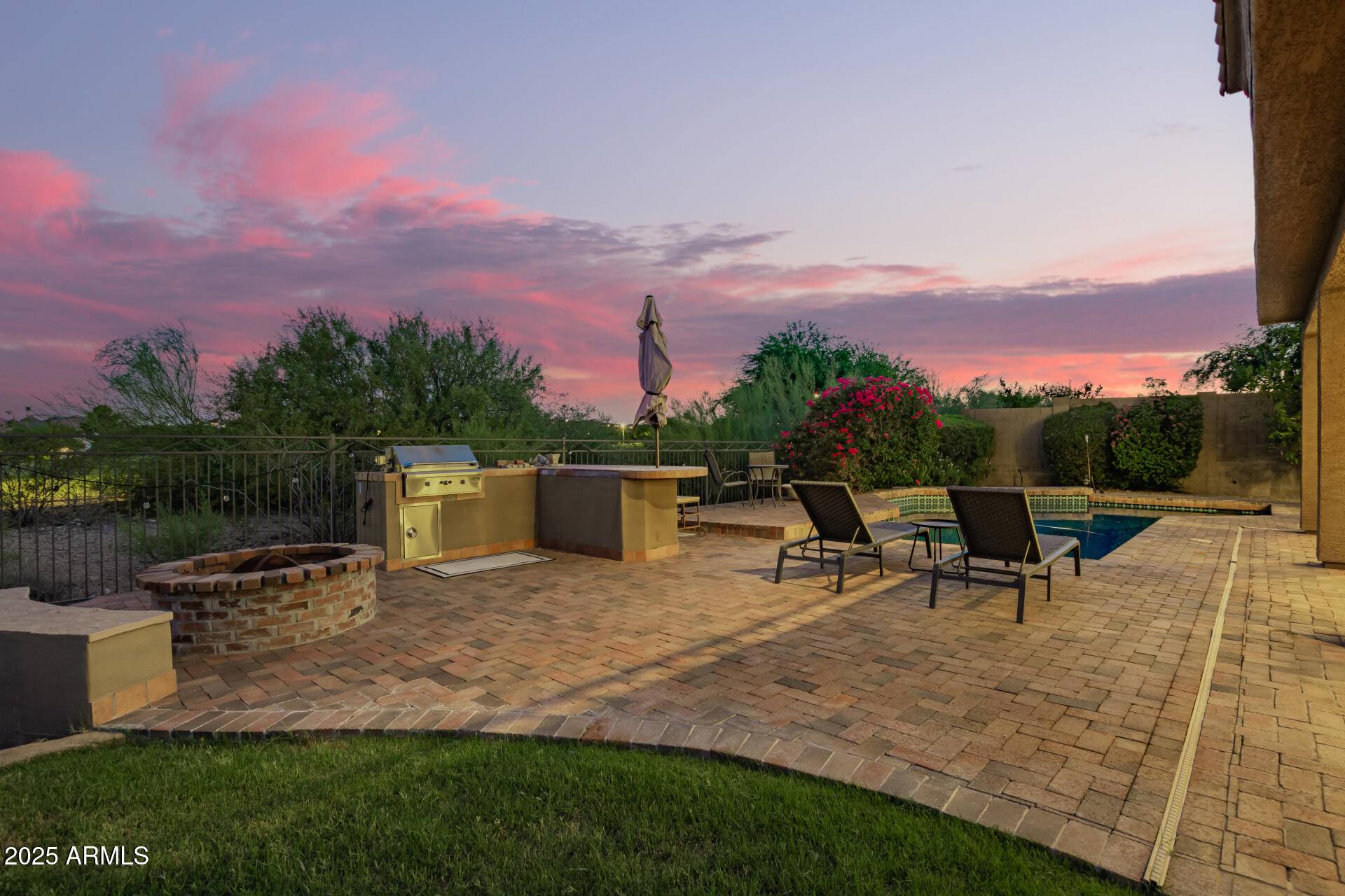Phoenix, AZ 85022,1935 E SEMINOLE Drive