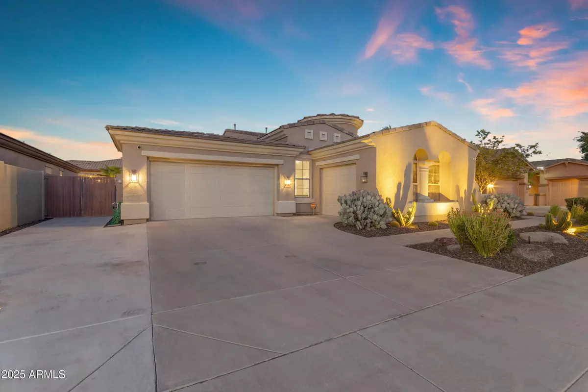 Chandler, AZ 85286,2547 S Santa Rita Way