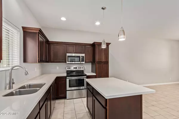 Phoenix, AZ 85008,2000 N 36TH Street #20