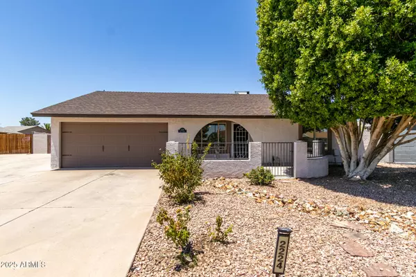 2224 W PLATA Circle, Mesa, AZ 85202