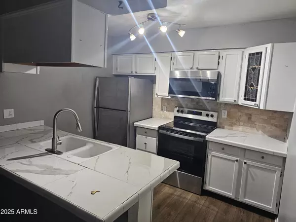 Chandler, AZ 85225,286 W PALOMINO Drive #180