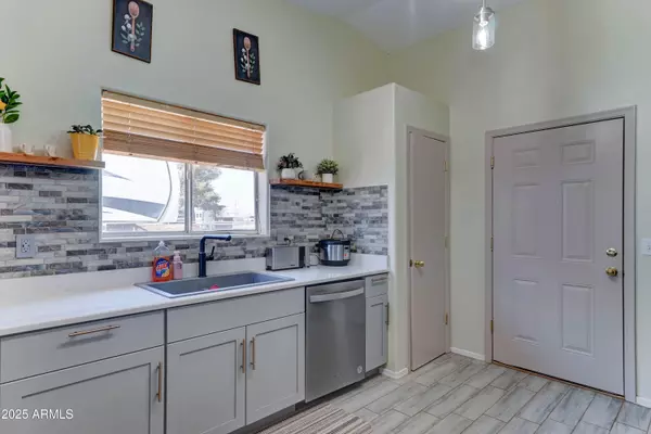 San Tan Valley, AZ 85140,6525 E FOX HOLLOW Lane