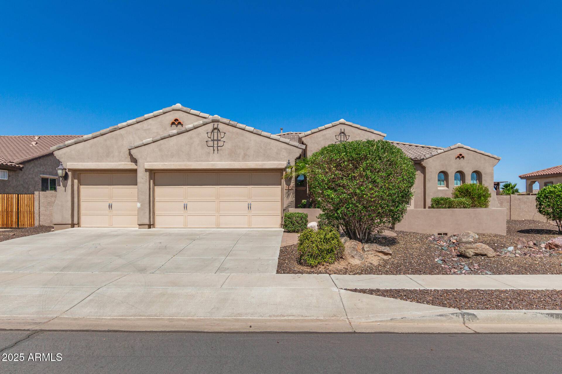 Litchfield Park, AZ 85340,5107 N 194TH Drive