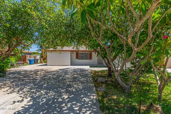 Phoenix, AZ 85033,5918 W COLUMBUS Avenue