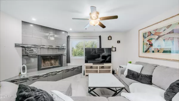 Scottsdale, AZ 85257,2615 N HAYDEN Road #114