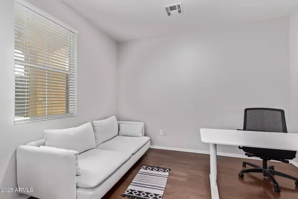 Phoenix, AZ 85045,227 W MOUNTAIN SAGE Drive
