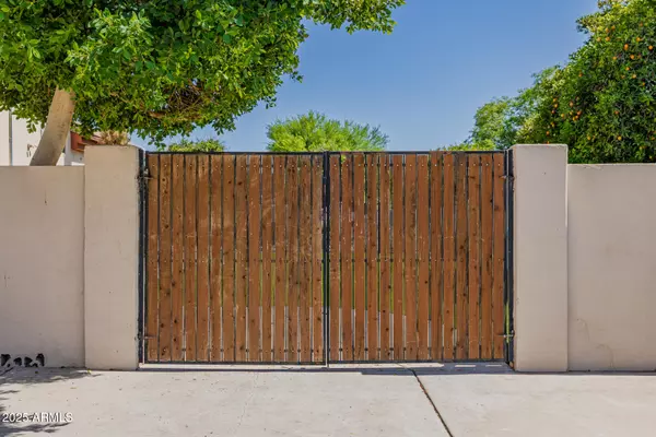Mesa, AZ 85205,3955 E FOX Circle