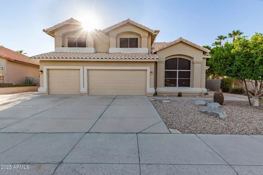 7834 W KERRY Lane, Glendale, AZ 85308