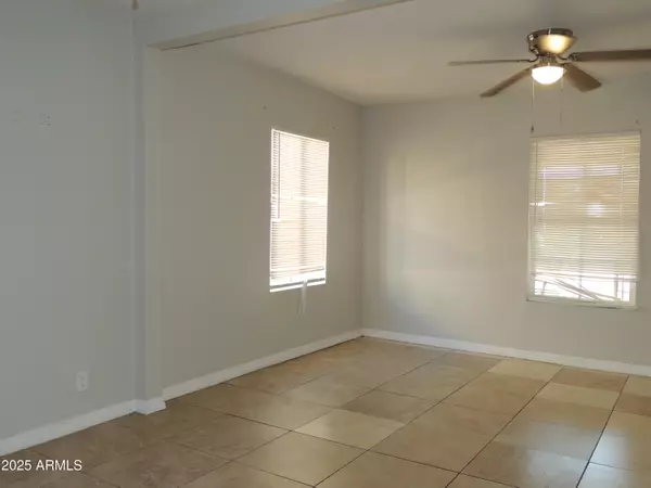 Phoenix, AZ 85009,2322 W PAPAGO Street