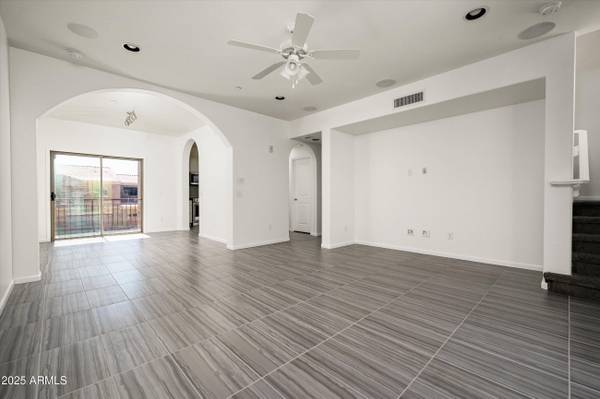 Phoenix, AZ 85050,3935 E Rough Rider Road #1282