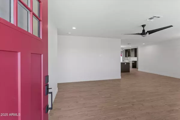 Scottsdale, AZ 85257,8112 E VIRGINIA Avenue