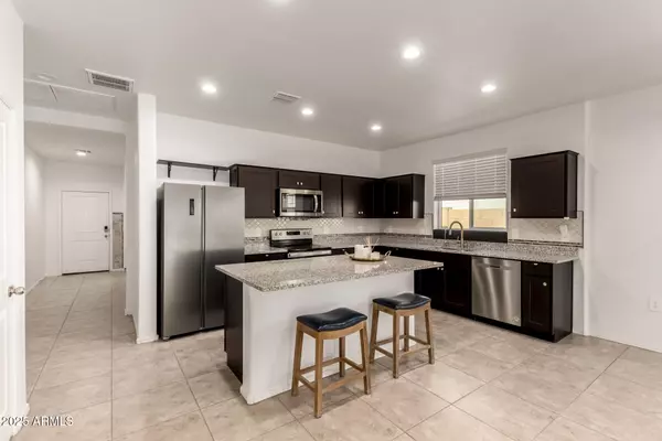 San Tan Valley, AZ 85143,5267 E DIATOMITE Drive