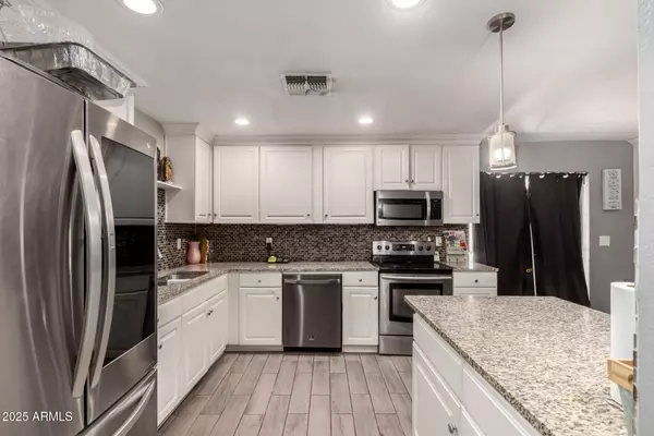 Phoenix, AZ 85017,2749 W San Juan Avenue