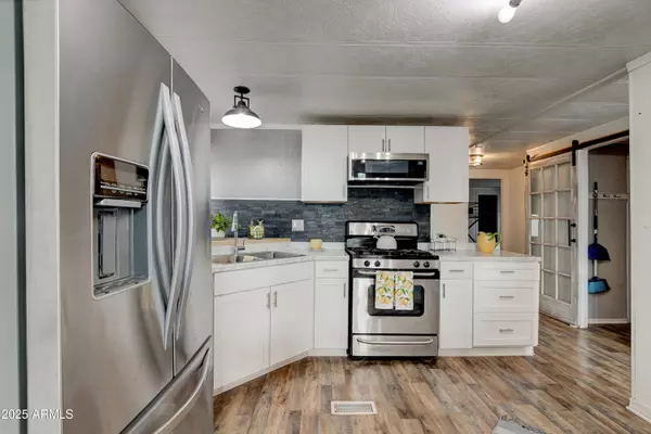 Glendale, AZ 85302,8401 N 67TH Avenue #10