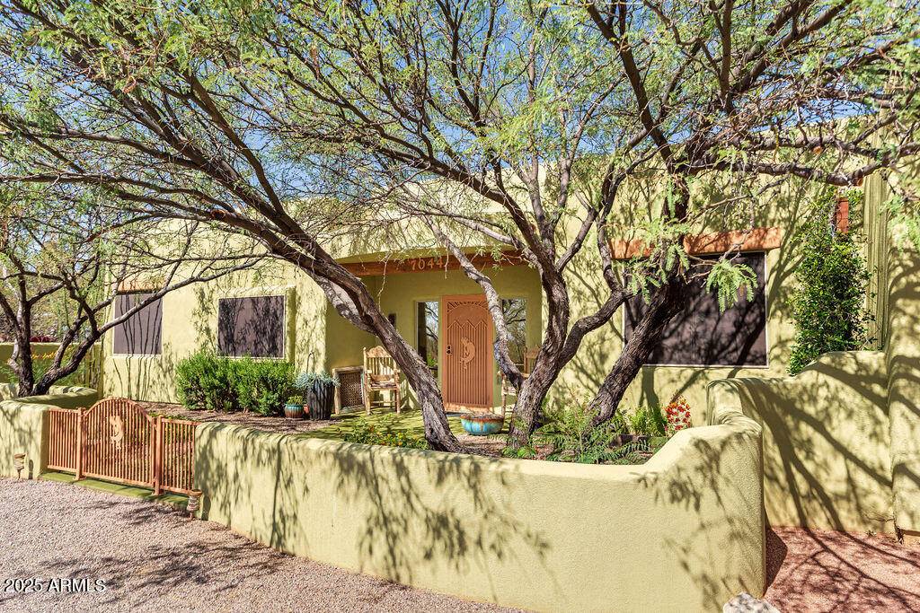 7044 S Y LIGHTNING RANCH Road, Hereford, AZ 85615