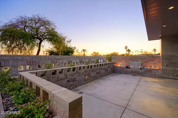 Paradise Valley, AZ 85253,6529 N MOUNTAIN VIEW Drive