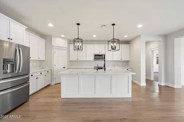 Queen Creek, AZ 85142,23088 E Camina Buena Vista