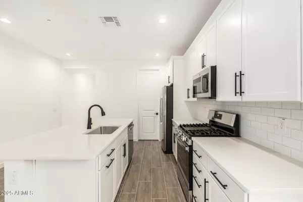 Goodyear, AZ 85338,15817 W VOGEL Avenue