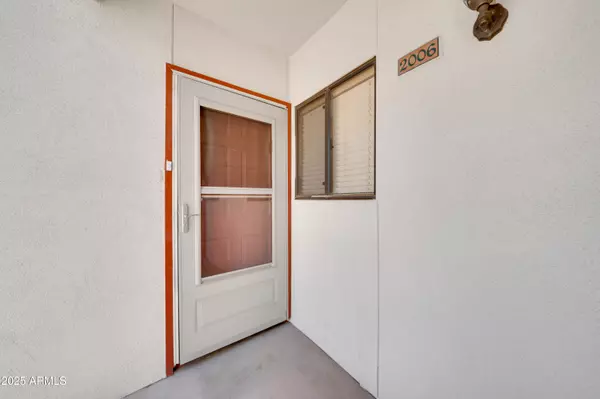 Phoenix, AZ 85020,750 E NORTHERN Avenue #2006