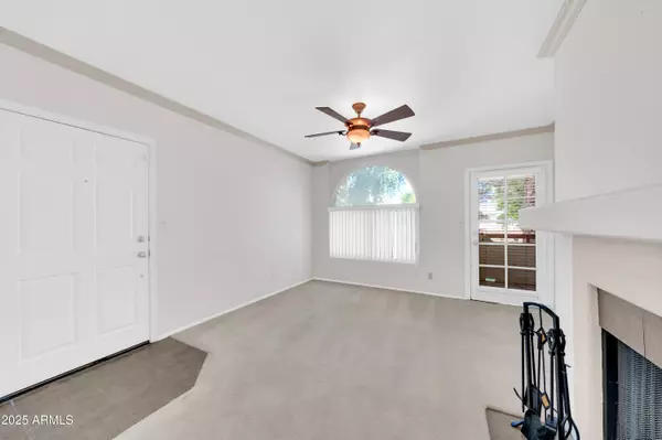Phoenix, AZ 85020,750 E NORTHERN Avenue #2006