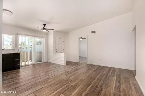 Glendale, AZ 85301,5946 W ROSE Lane #C