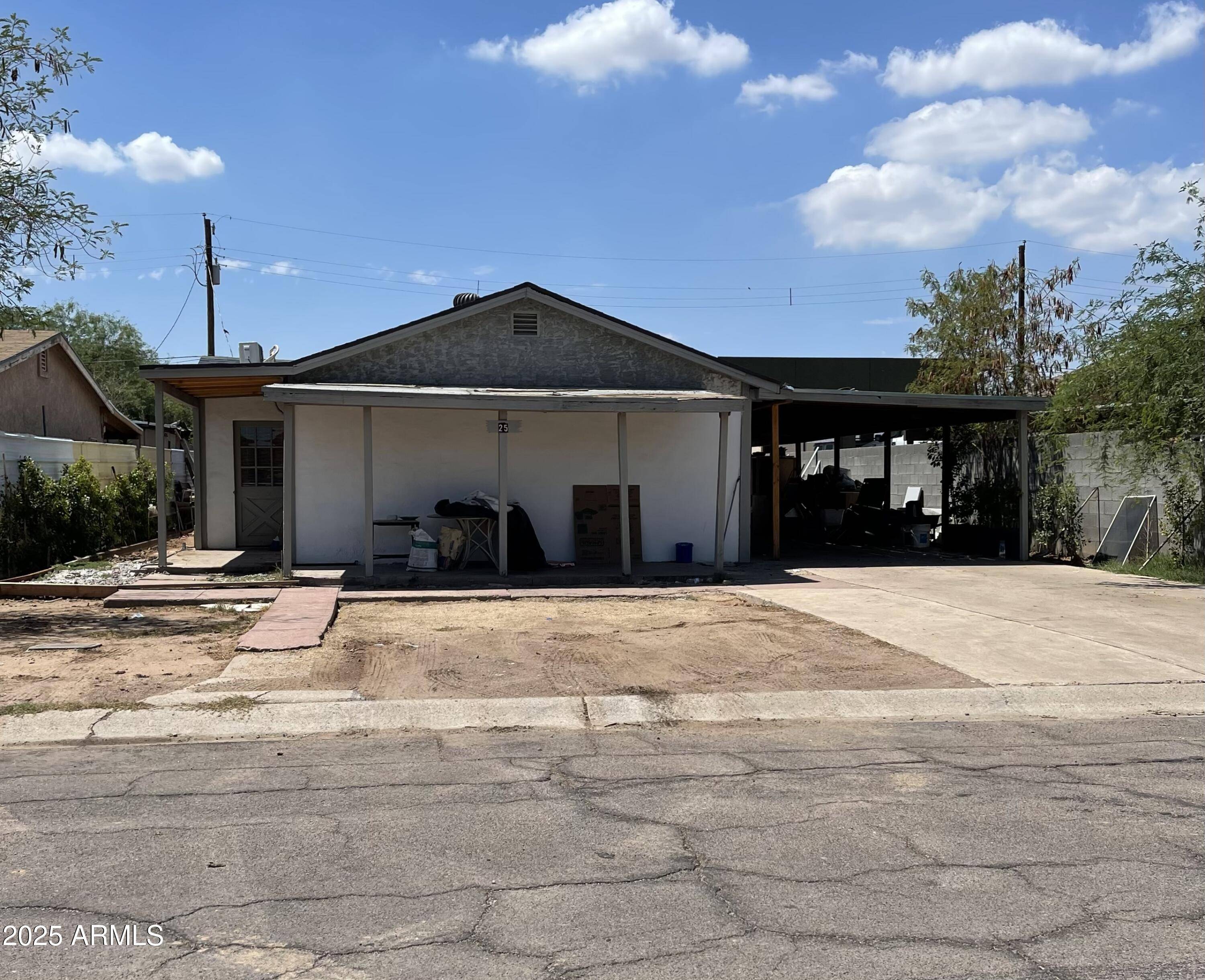 Phoenix, AZ 85040,25 E RAYMOND Street