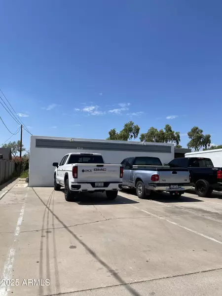 2717 E CULVER Street, Phoenix, AZ 85008