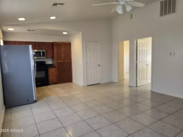 Phoenix, AZ 85007,1807 W TONTO Street #2
