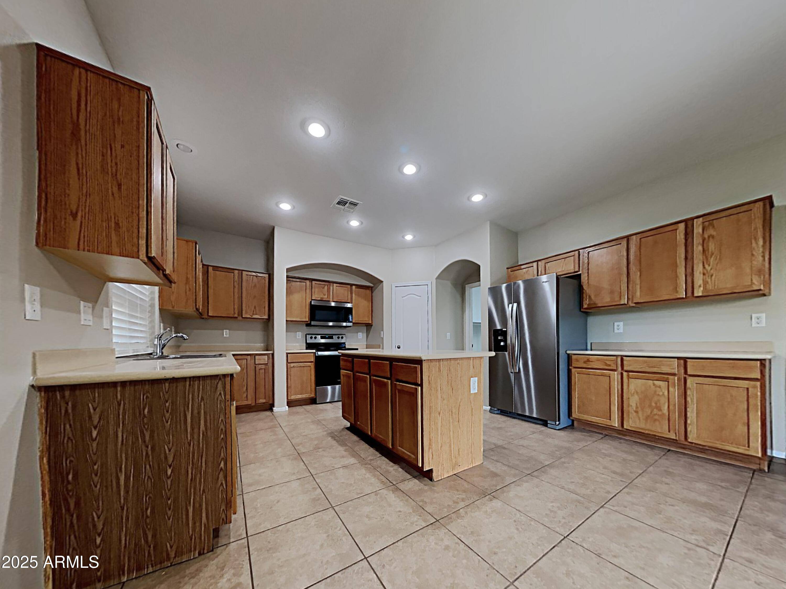 Tolleson, AZ 85353,10420 W WOOD Street