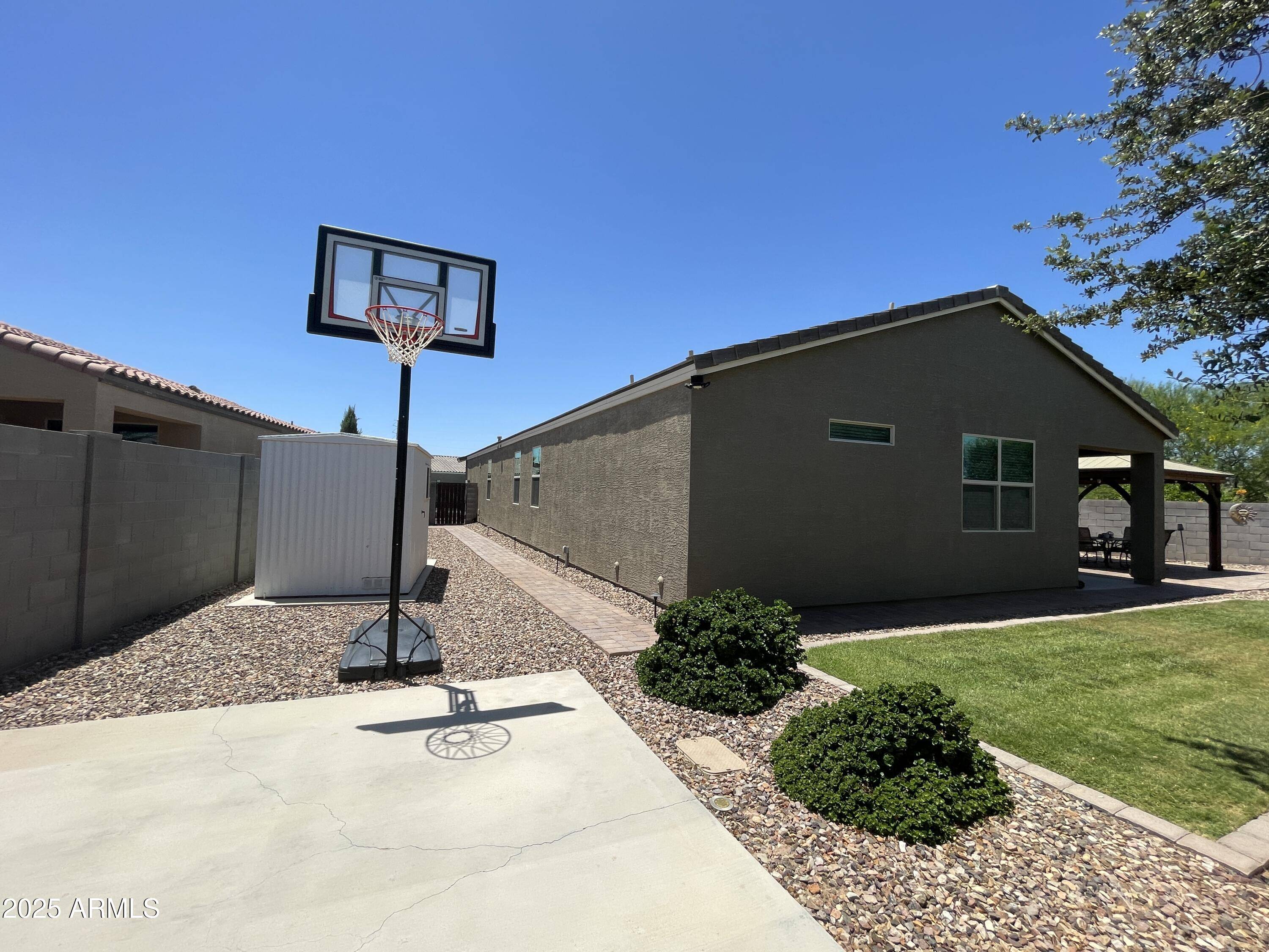 San Tan Valley, AZ 85140,500 W NIKITA Drive