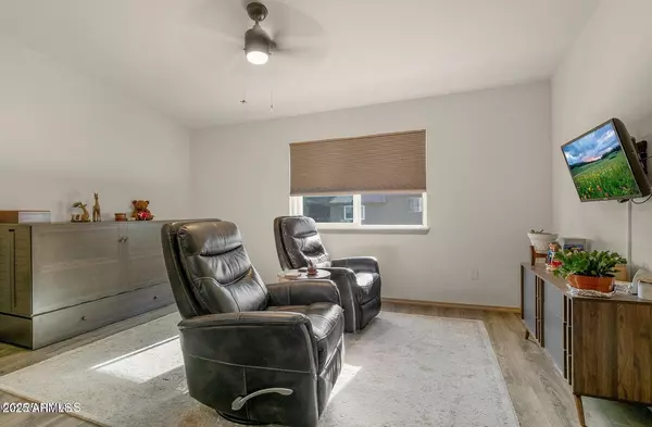 Flagstaff, AZ 86001,1185 W UNIVERSITY Avenue #228